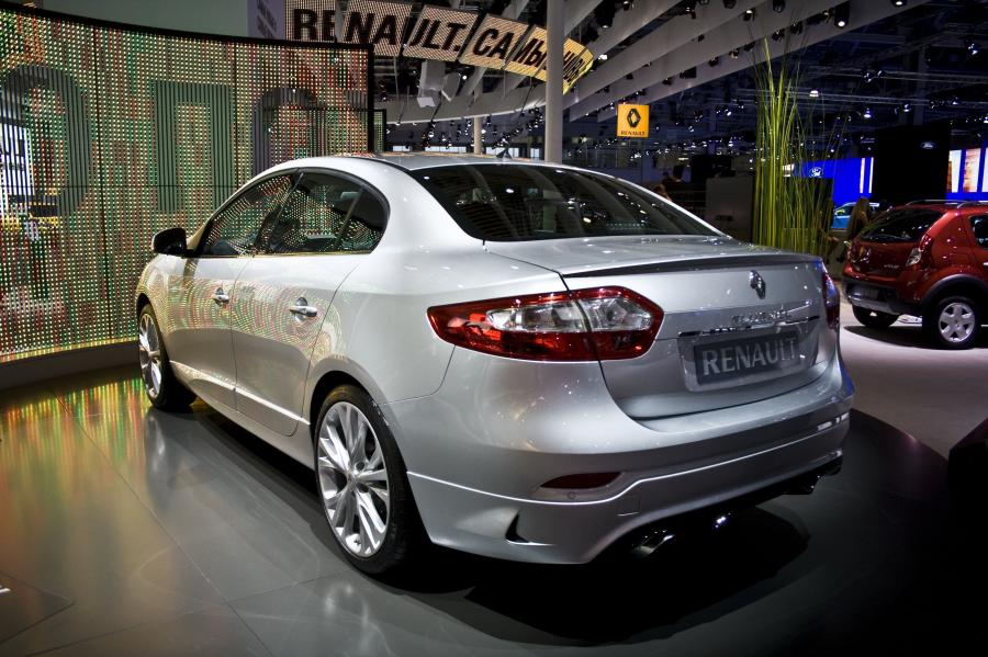 Замена салонного фильтра на renault fluence своими руками